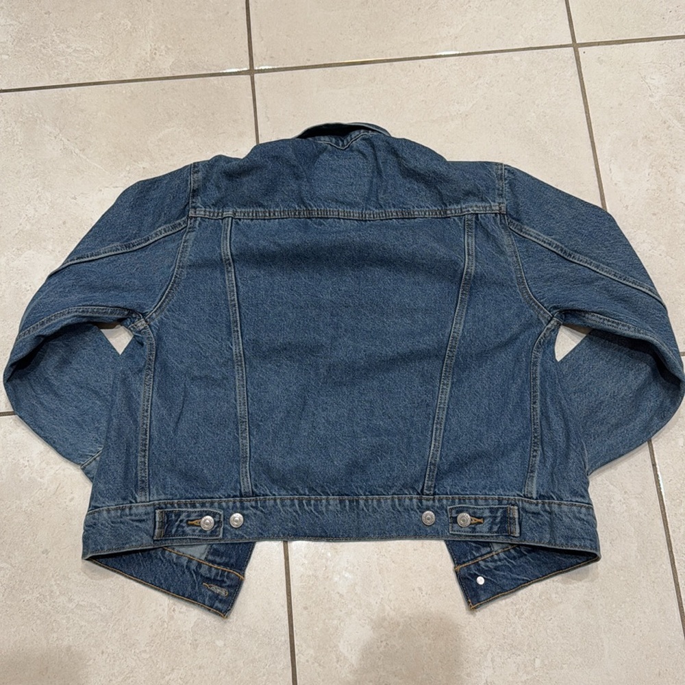 Levi’s Women Denim Jacket - Picture 5 of 5